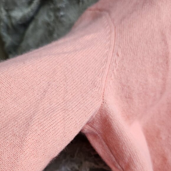 EVELYN GRACE Cashmere Sz Small Coral Pink Turtleneck Sweater Top Rolled sleeve - Picture 8 of 13